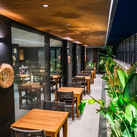 The Grey Alacati Cesme